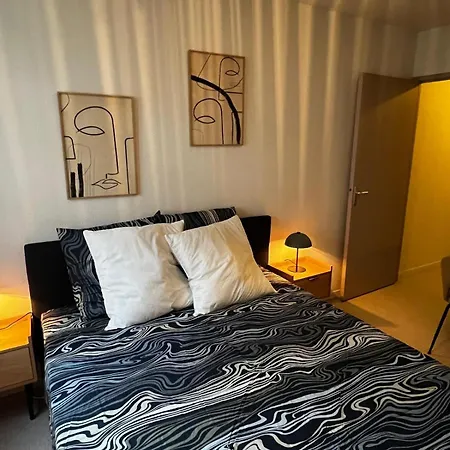 Apartment Centre Meuble