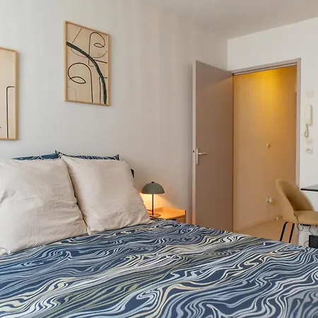Centre Meuble Apartment Villeurbanne